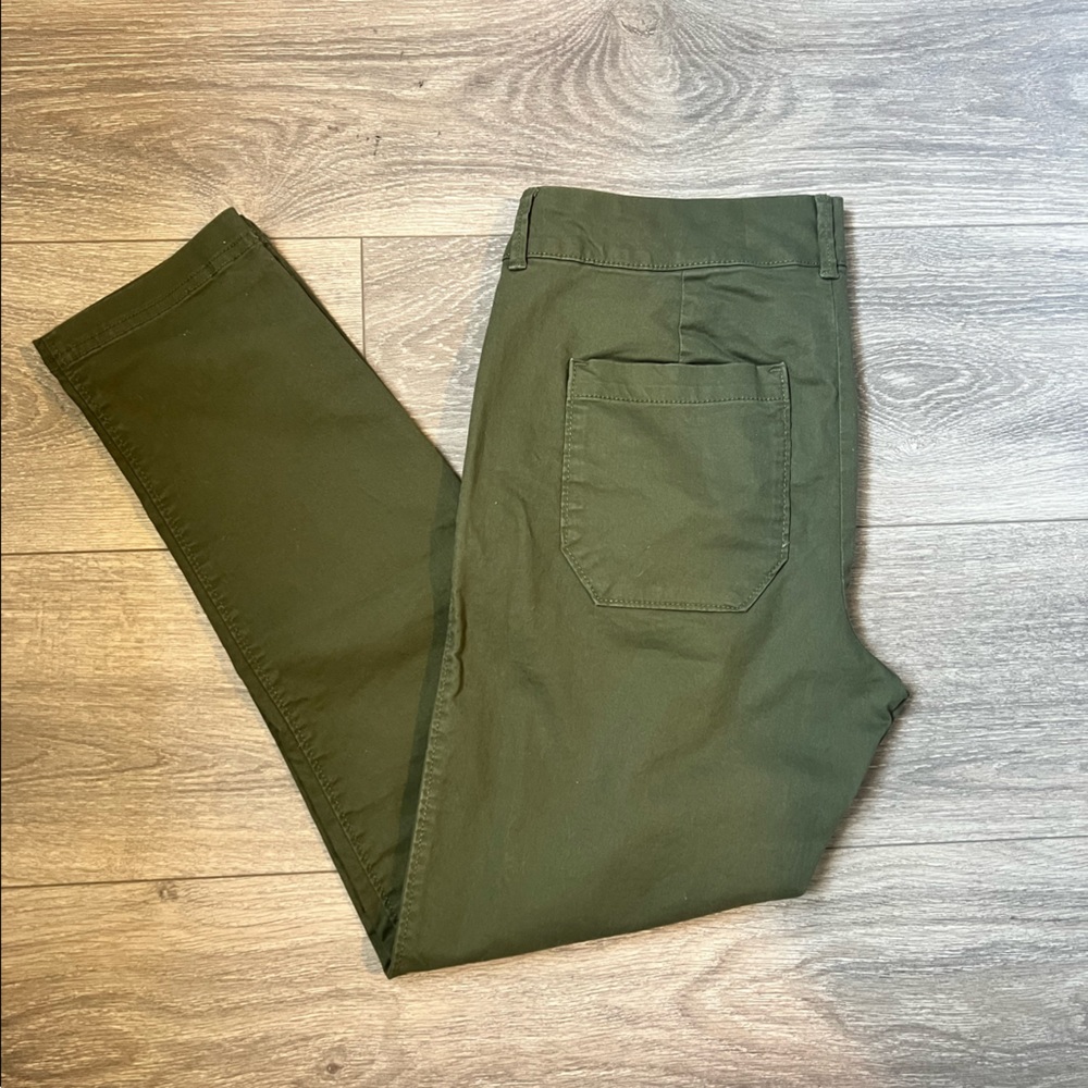 Old Navy Pixie pants